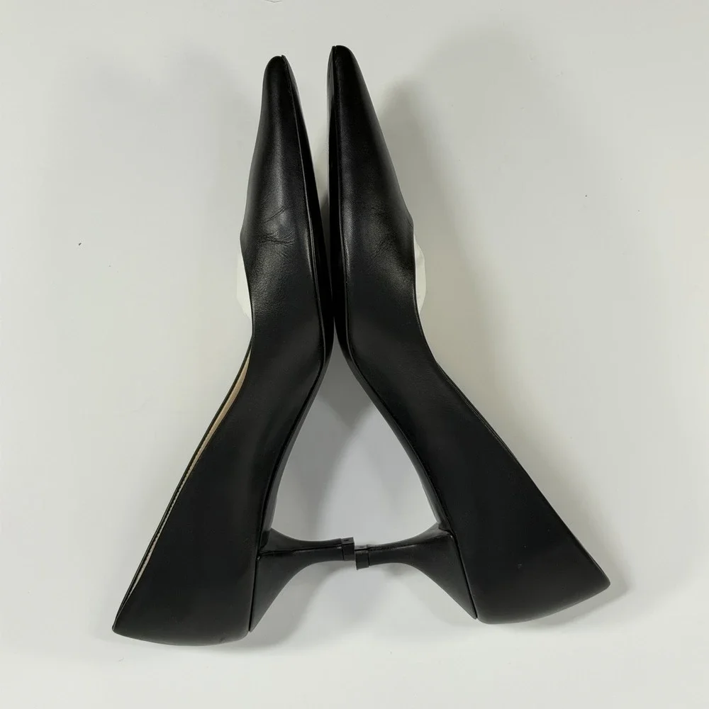 Stuart Weitzman Size-8B Womens Stuart Power 50 Pumps Black Pointed Toe Leather
